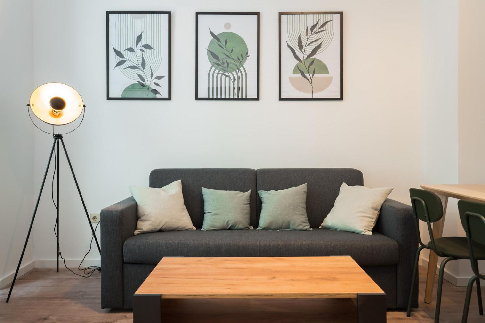 Spacious 1-Bedroom Apartment In Kreuzberg Berlim Exterior foto